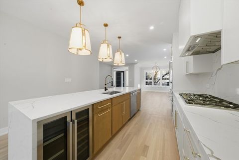 Tiny photo for 4500 N Saint Louis Avenue, Chicago, IL 60625 (MLS # 12607923)