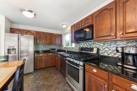 Tiny photo for 2308 Periwinkle Court, Naperville, IL 60540 (MLS # 12694325)
