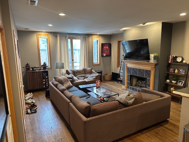 1070 N Milwaukee Avenue 1S