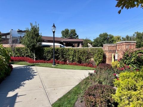 Tiny photo for 7737 W Golf Drive #101, Palos Heights, IL 60463 (MLS # 12581409)