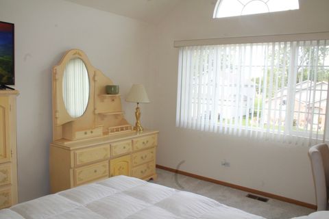 Tiny photo for 613 Farm View Road, University Park, IL 60484 (MLS # 12488333)
