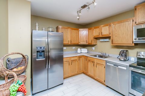 Tiny photo for 9128 W Terrace Drive #3B, Niles, IL 60714 (MLS # 12579540)