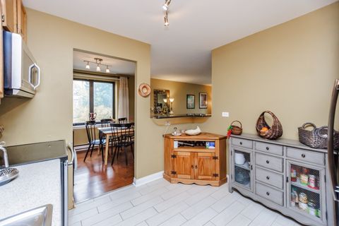 Tiny photo for 9128 W Terrace Drive #3B, Niles, IL 60714 (MLS # 12579540)