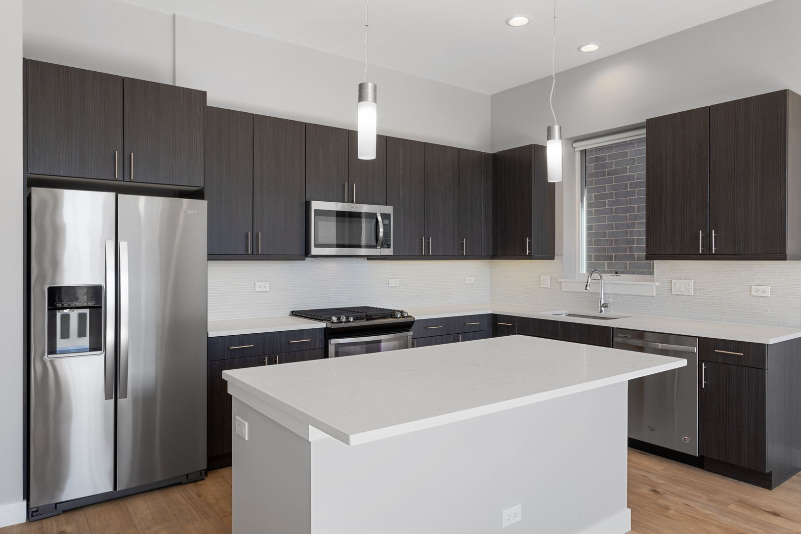 2532 W Addison Street 2E