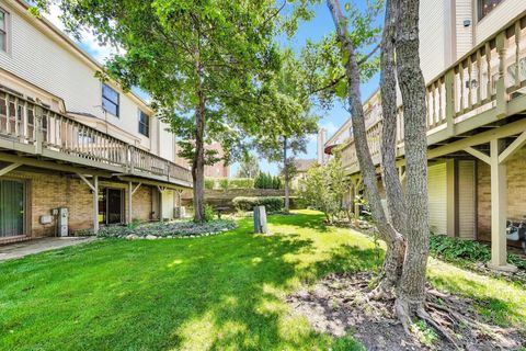 Tiny photo for 133 Schiller Place, Itasca, IL 60143 (MLS # 12665475)