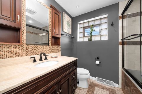 Tiny photo for 7820 Nagle Avenue, Burbank, IL 60459 (MLS # 12539541)