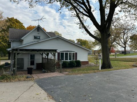 Tiny photo for 10015 Stichter Street, Fenton, IL 61251 (MLS # 12511876)