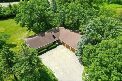 Tiny photo for 4121 Miller Oaks Drive, McHenry, IL 60051 (MLS # 12670147)