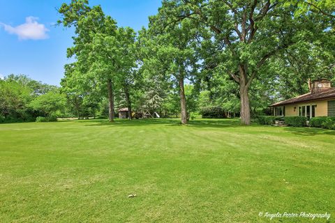 Tiny photo for 4121 Miller Oaks Drive, McHenry, IL 60051 (MLS # 12670147)