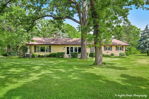 Tiny photo for 4121 Miller Oaks Drive, McHenry, IL 60051 (MLS # 12670147)