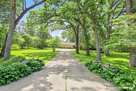 Tiny photo for 4121 Miller Oaks Drive, McHenry, IL 60051 (MLS # 12670147)