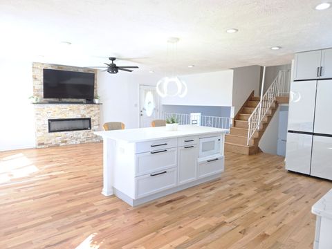 Tiny photo for 625 S 14th Avenue, Maywood, IL 60153 (MLS # 12626047)