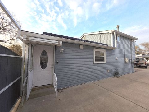 Tiny photo for 625 S 14th Avenue, Maywood, IL 60153 (MLS # 12626047)