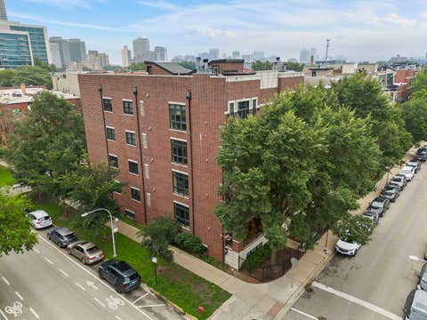 Tiny photo for 3763 N Wilton Avenue #GS, Chicago, IL 60613 (MLS # 12734180)