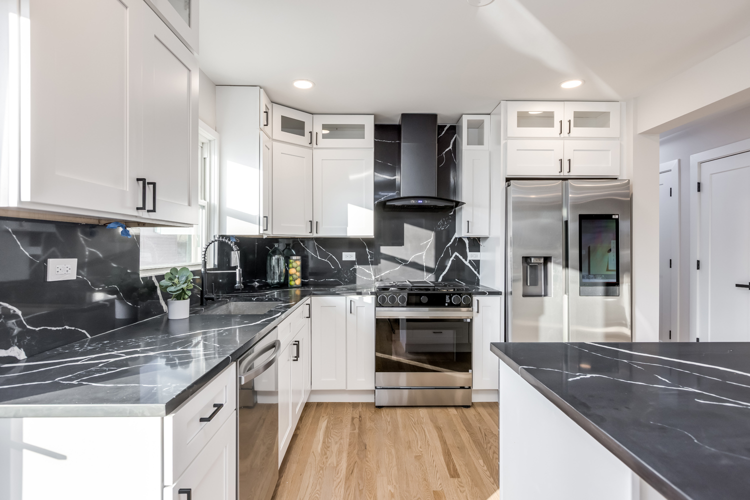 9132 Lincolnwood Drive