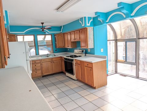 Tiny photo for 1N248 DARLING Street, Carol Stream, IL 60188 (MLS # 12580630)