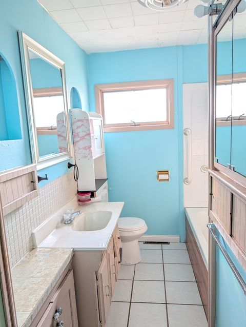 Tiny photo for 1N248 DARLING Street, Carol Stream, IL 60188 (MLS # 12580630)