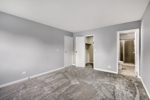 Tiny photo for 1465 William Clifford Lane, Elk Grove Village, IL 60007 (MLS # 12745533)