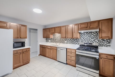 Tiny photo for 1465 William Clifford Lane, Elk Grove Village, IL 60007 (MLS # 12745533)