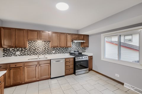 Tiny photo for 1465 William Clifford Lane, Elk Grove Village, IL 60007 (MLS # 12745533)