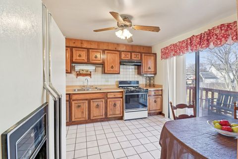 Tiny photo for 4485 BAYSIDE Circle, Hoffman Estates, IL 60192 (MLS # 12497294)