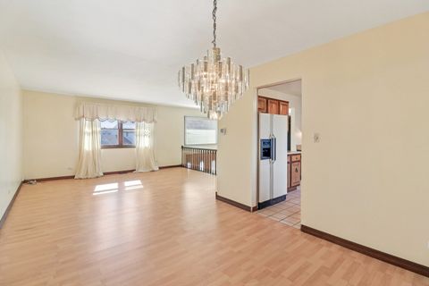 Tiny photo for 4485 BAYSIDE Circle, Hoffman Estates, IL 60192 (MLS # 12497294)