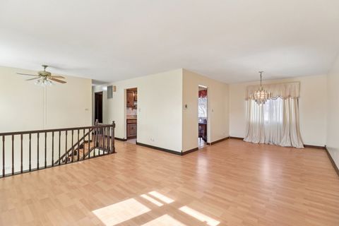 Tiny photo for 4485 BAYSIDE Circle, Hoffman Estates, IL 60192 (MLS # 12497294)