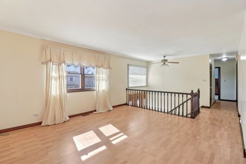 Tiny photo for 4485 BAYSIDE Circle, Hoffman Estates, IL 60192 (MLS # 12497294)