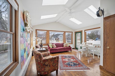 Tiny photo for 283 N Michigan Avenue, Elmhurst, IL 60126 (MLS # 12764054)