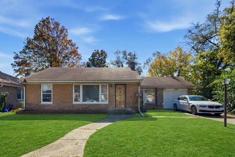Photo of 5323 Enfield Avenue, Skokie, IL 60077 (MLS # 12791319)