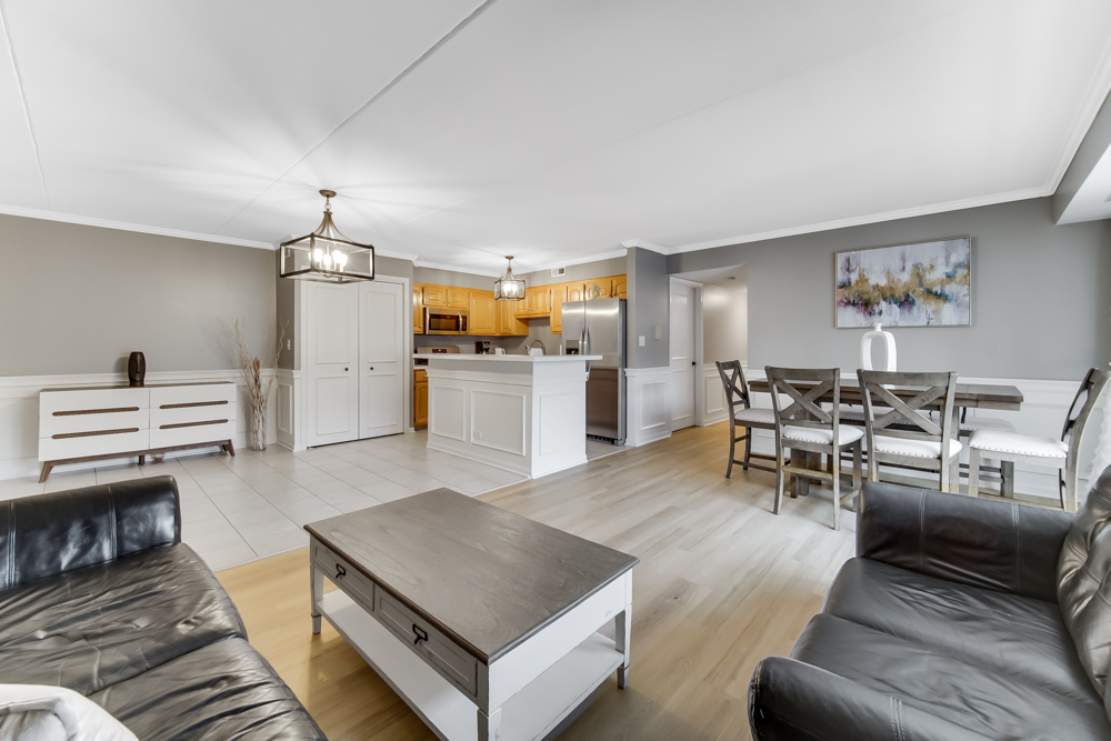 10832 S 76TH Avenue 2T