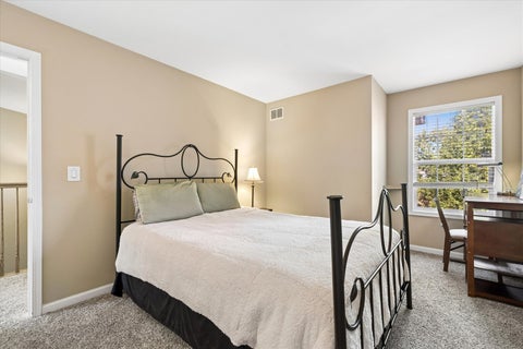 Tiny photo for 2008 Ivy Ridge Drive #2008, Hoffman Estates, IL 60192 (MLS # 12753087)