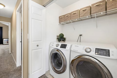 Tiny photo for 2008 Ivy Ridge Drive #2008, Hoffman Estates, IL 60192 (MLS # 12753087)