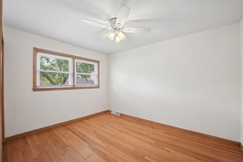 Tiny photo for 4457 W Leland Avenue, Chicago, IL 60630 (MLS # 12624011)