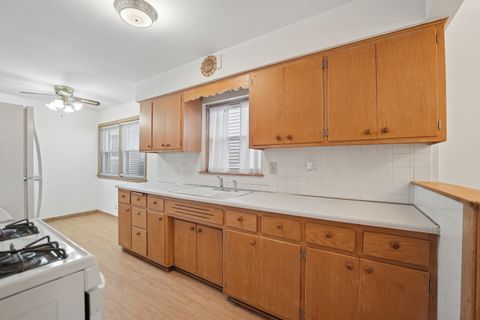 Tiny photo for 4457 W Leland Avenue, Chicago, IL 60630 (MLS # 12624011)