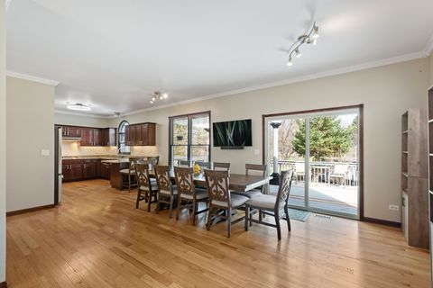 Tiny photo for 185 Sycamore Drive, Hawthorn Woods, IL 60047 (MLS # 12600921)