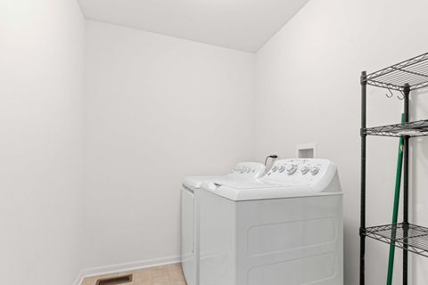 Tiny photo for 25138 PRESIDENTIAL Avenue, Plainfield, IL 60544 (MLS # 12518006)