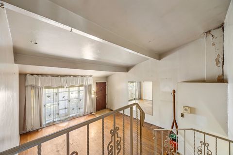 Tiny photo for 8909 Robin Drive, Des Plaines, IL 60016 (MLS # 12594237)