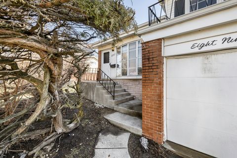 Tiny photo for 8909 Robin Drive, Des Plaines, IL 60016 (MLS # 12594237)