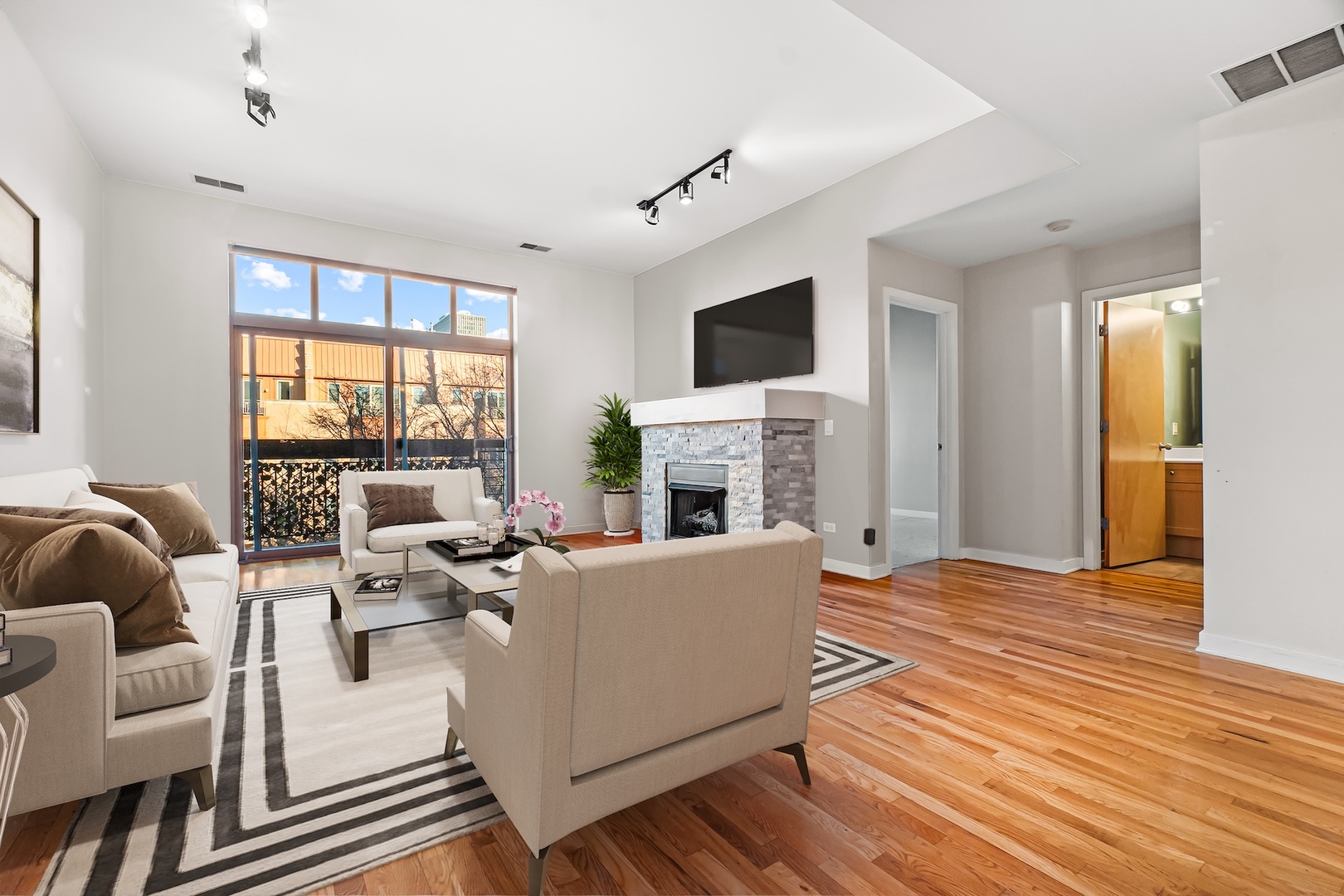 1910 S State Street 305