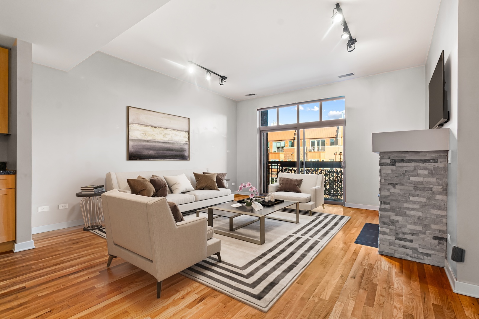 1910 S State Street 305