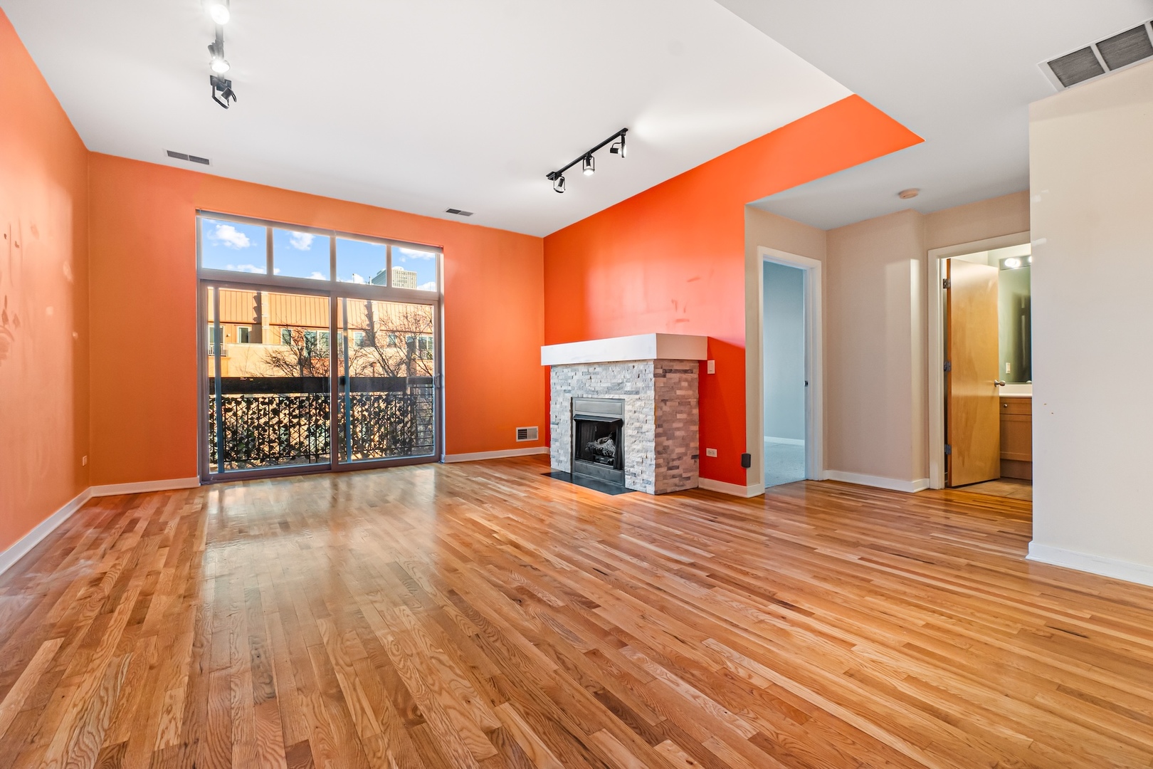 1910 S State Street 305