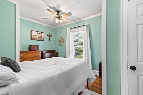 Tiny photo for 270 S Melrose Avenue, Elgin, IL 60123 (MLS # 12653129)