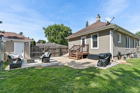Tiny photo for 270 S Melrose Avenue, Elgin, IL 60123 (MLS # 12653129)