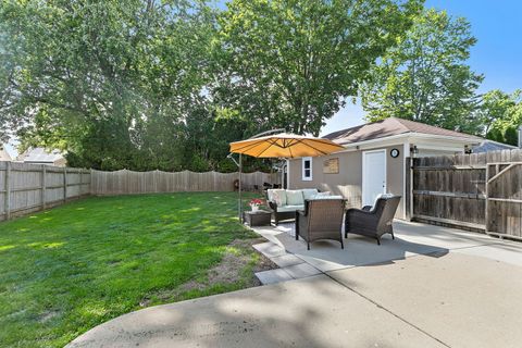 Tiny photo for 270 S Melrose Avenue, Elgin, IL 60123 (MLS # 12653129)