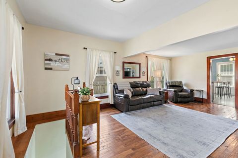 Tiny photo for 270 S Melrose Avenue, Elgin, IL 60123 (MLS # 12653129)