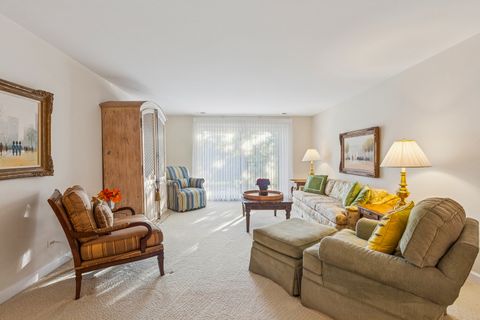 Tiny photo for 701 Lake Hinsdale Drive #309, Willowbrook, IL 60527 (MLS # 12468205)
