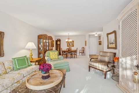 Tiny photo for 701 Lake Hinsdale Drive #309, Willowbrook, IL 60527 (MLS # 12468205)