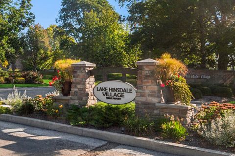 Tiny photo for 701 Lake Hinsdale Drive #309, Willowbrook, IL 60527 (MLS # 12468205)