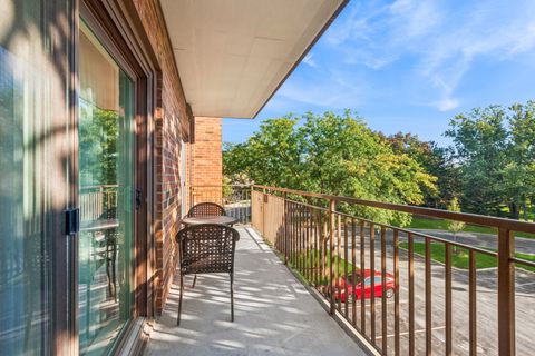 Tiny photo for 701 Lake Hinsdale Drive #309, Willowbrook, IL 60527 (MLS # 12468205)